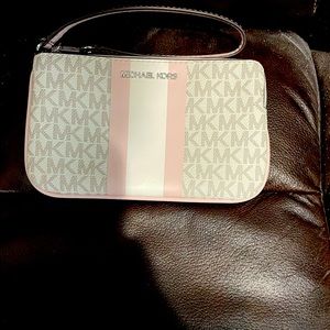 Michael Kors Wristlet